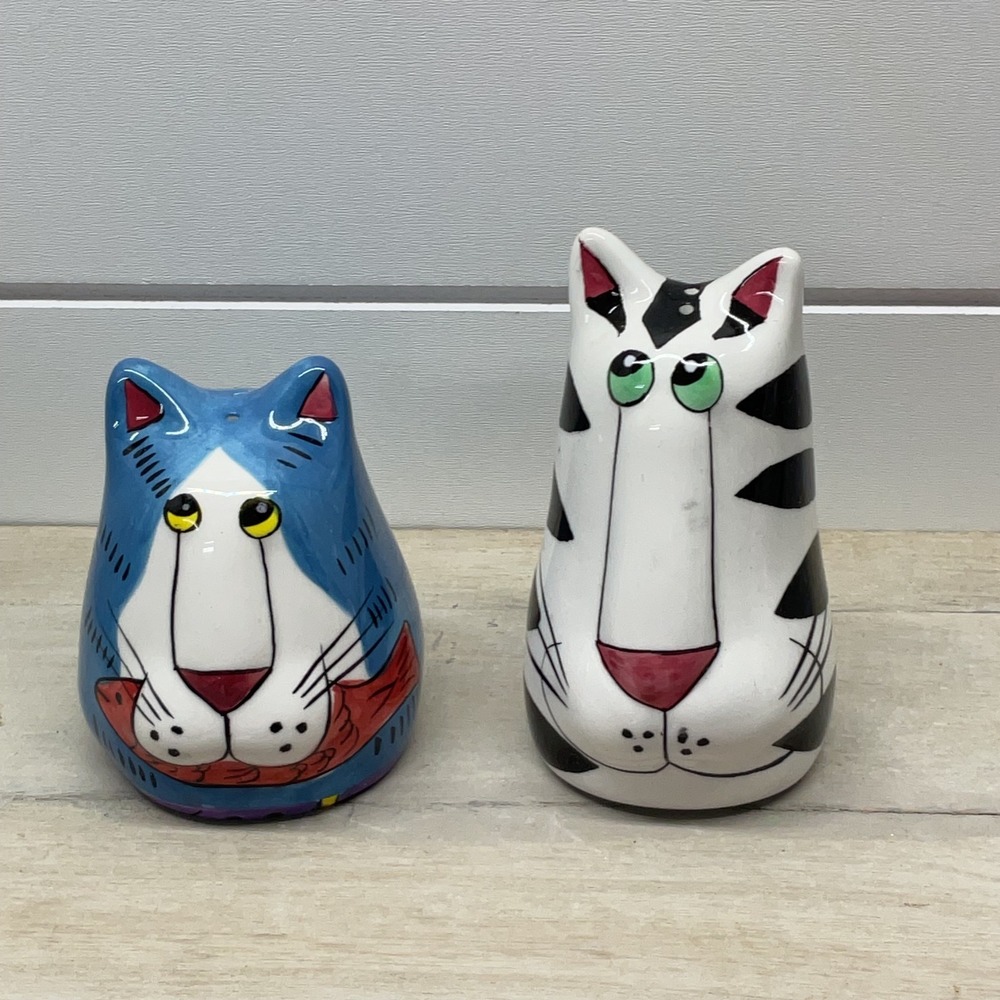 Catzilla Candace Reiter Designs Cat Salt and Pepper Shaker Set 2000 Blue White
